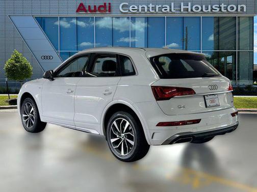 2024 Audi Q5 45 S line Premium Plus