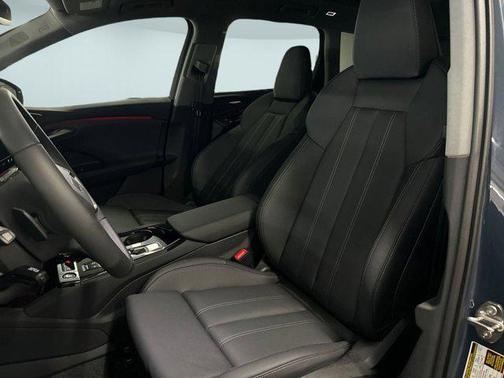 2025 Audi Q6 e-tron Premium Plus quattro