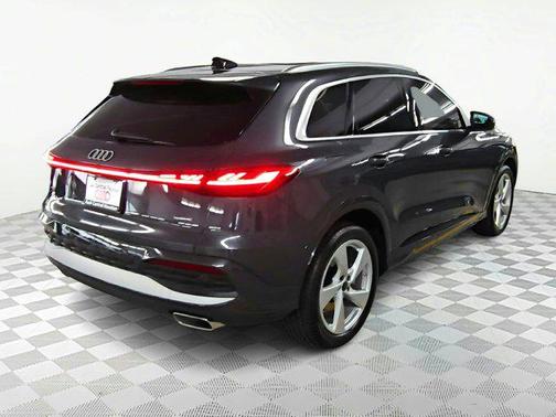 2025 Audi Q5 Prestige