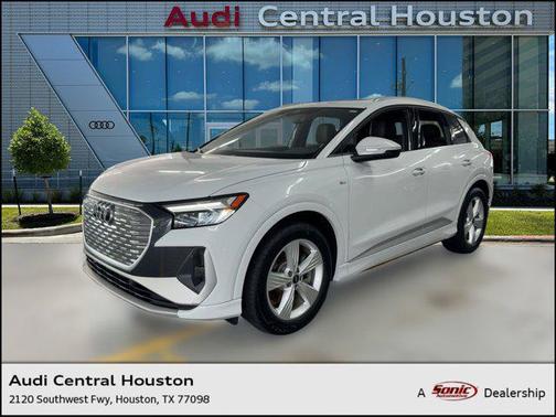 2024 Audi Q4 e-tron Premium 55 quattro