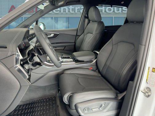 2026 Audi Q7 55 Prestige