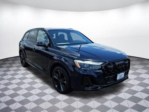 2025 Audi Q7 55 Premium Plus