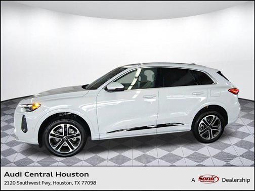 2025 Audi Q5 Premium