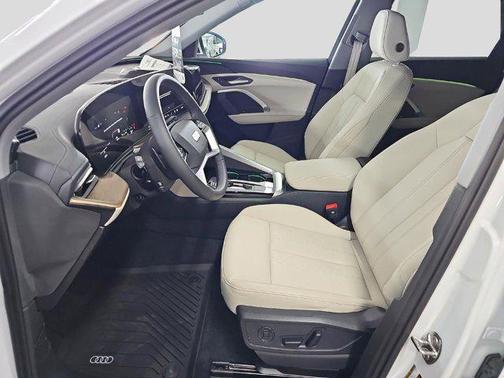 2025 Audi Q5 Premium
