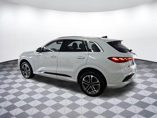 2025 Audi Q5 Premium