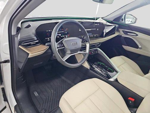 2025 Audi Q5 Premium