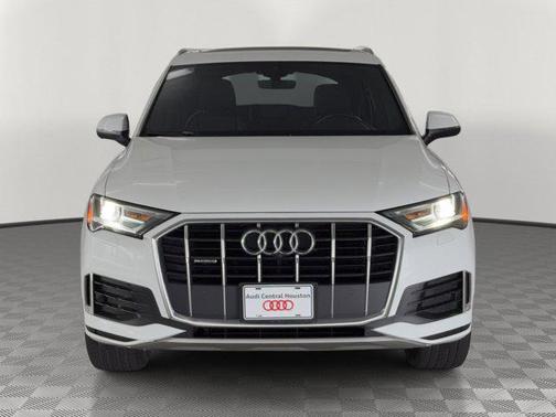 White 2021 Audi Q7 45 Premium Plus