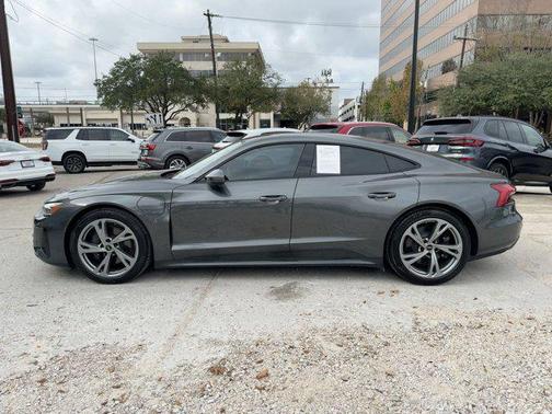 2023 Audi e-tron GT Premium Plus quattro