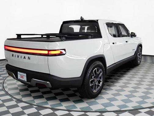 2025 Rivian R1T Adventure