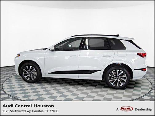 2025 Audi Q6 e-tron Premium Plus quattro