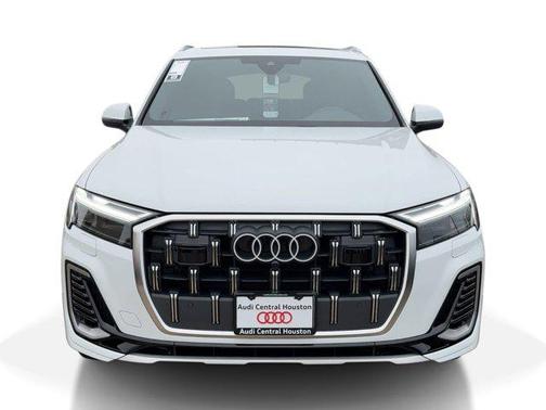 2026 Audi Q7 55 Premium Plus