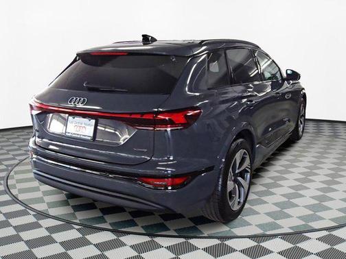 2025 Audi Q6 e-tron Prestige quattro
