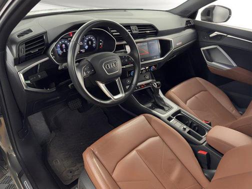 2023 Audi Q3 45 S line Premium Plus