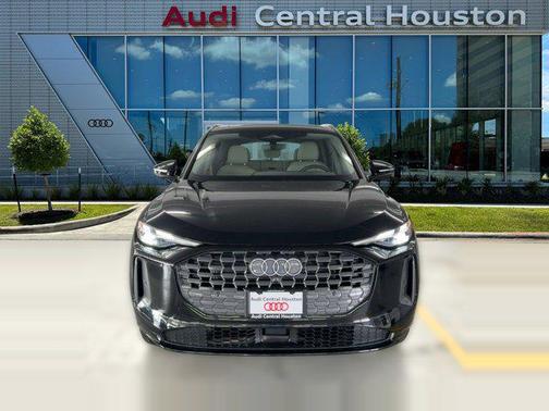 2025 Audi Q5 Premium TFSI quattro S tronic