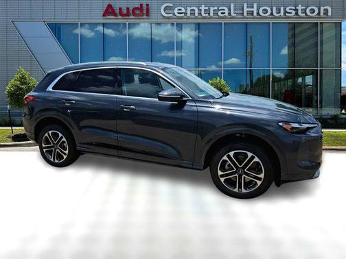 2025 Audi Q5 Premium