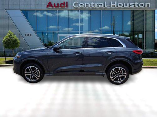 2025 Audi Q5 Premium