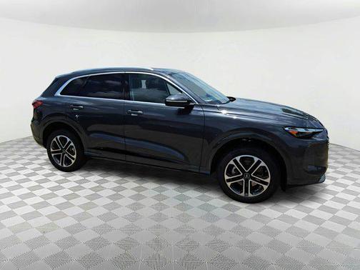2025 Audi Q5 Premium