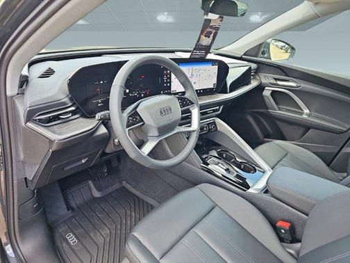 2025 Audi Q5 Premium