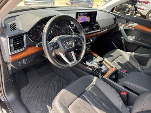 2023 Audi Q5 40 Premium