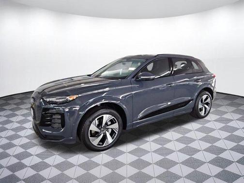 2025 Audi Q6 e-tron Premium Plus quattro