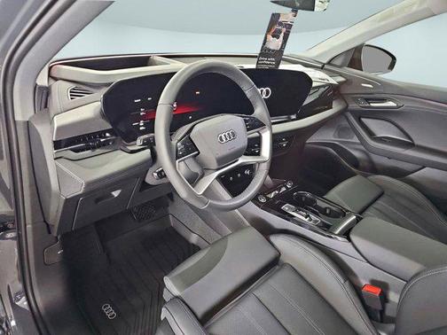2025 Audi Q6 e-tron Premium Plus quattro