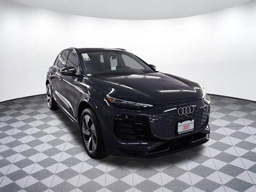 2025 Audi Q6 e-tron Premium Plus quattro