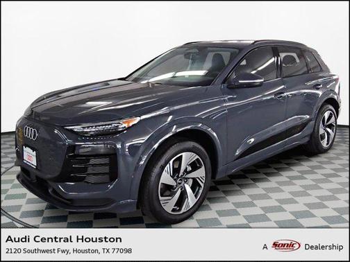 2025 Audi Q6 e-tron Premium Plus quattro