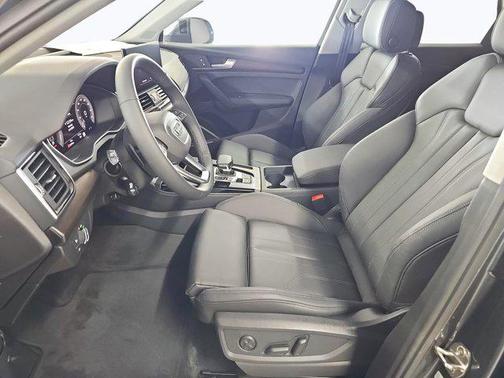 2025 Audi Q5 55 S line Premium Plus