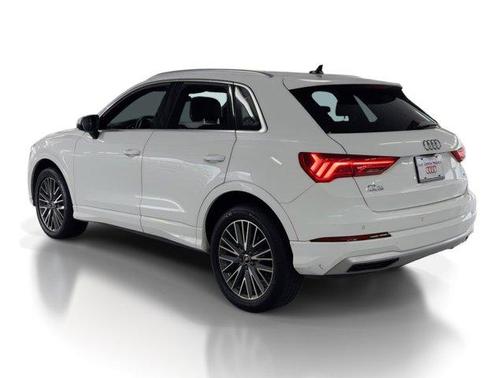 2022 Audi Q3 40 Premium Plus