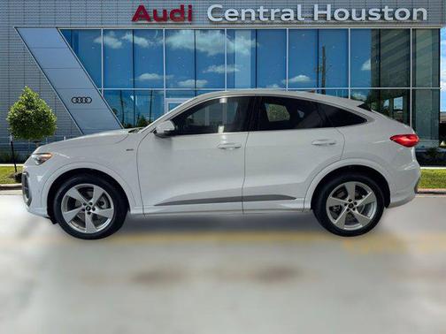 2025 Audi Q5 Prestige TFSI quattro S tronic