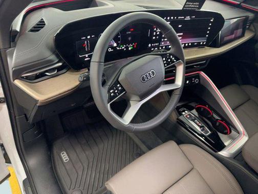 2025 Audi Q5 Prestige TFSI quattro S tronic