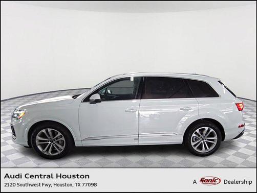 2025 Audi Q7 55 Premium Plus