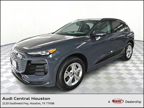 2025 Audi Q6 e-tron Premium