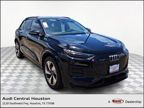 2025 Audi Q6 e-tron Prestige quattro
