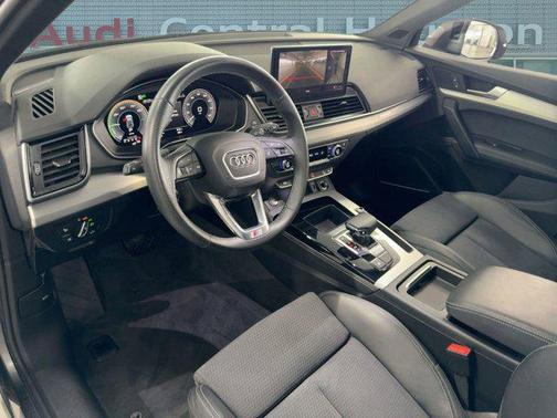 2022 Audi Q5 e 55 S line Premium Plus