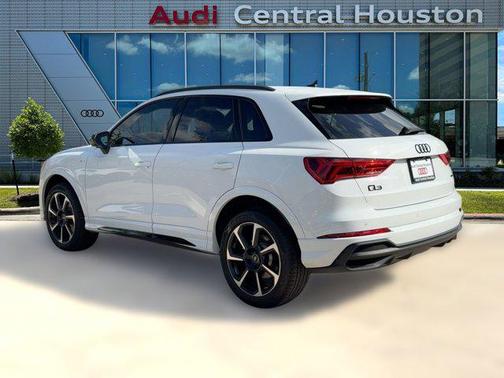 2025 Audi Q3 45 S line Premium Plus