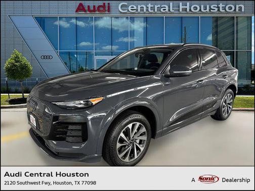 2025 Audi Q6 e-tron Premium quattro