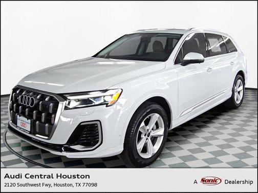 2025 Audi Q7 55 Premium