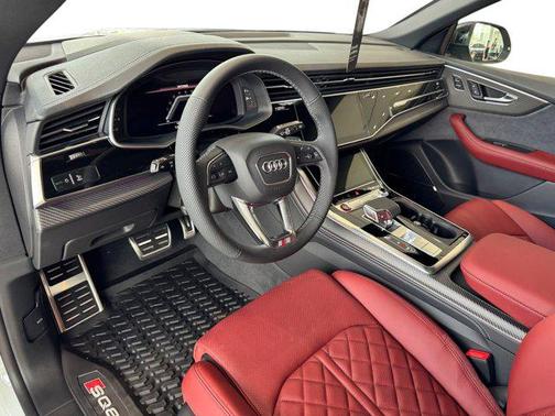 2026 Audi SQ8 4.0T Prestige