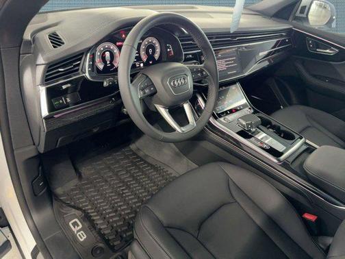 2025 Audi Q8 55 Premium Plus