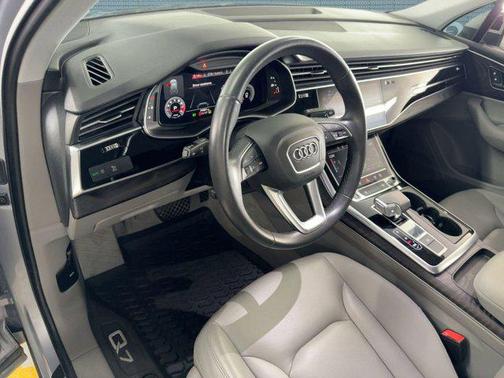 2021 Audi Q7 45 Premium