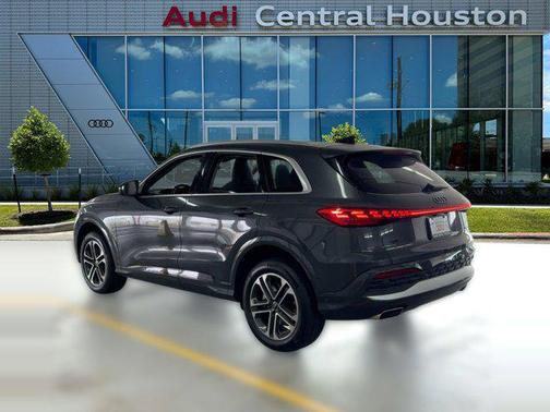 2025 Audi Q5 Premium Plus TFSI quattro S tronic
