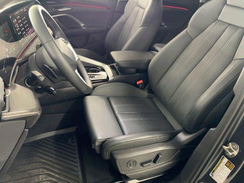 2025 Audi Q5 Premium Plus TFSI quattro S tronic