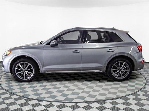 2022 Audi SQ5 Premium Plus TFSI quattro Tiptronic