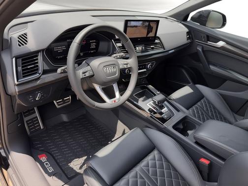 Mythos Black Metallic 2023 Audi SQ5 3.0T Premium Plus
