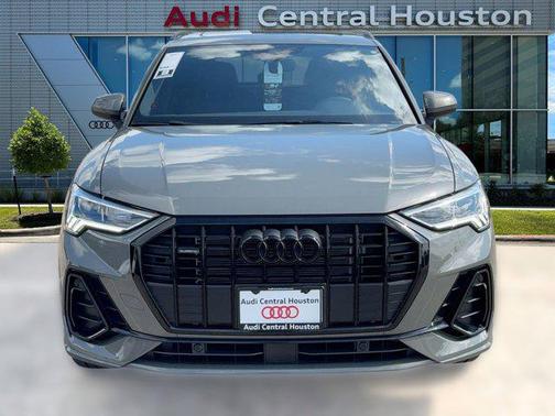 2025 Audi Q3 Premium 45 TFSI S line quattro Tiptronic