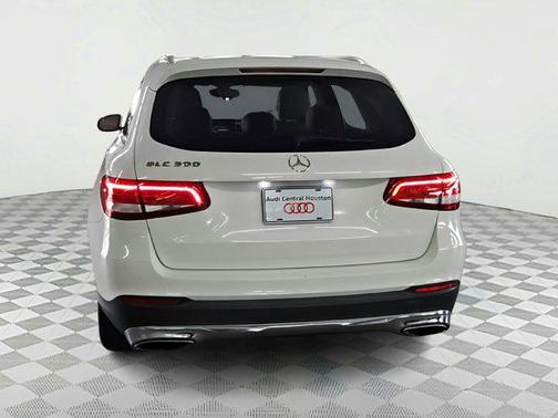 2016 Mercedes-Benz GLC 300 Base