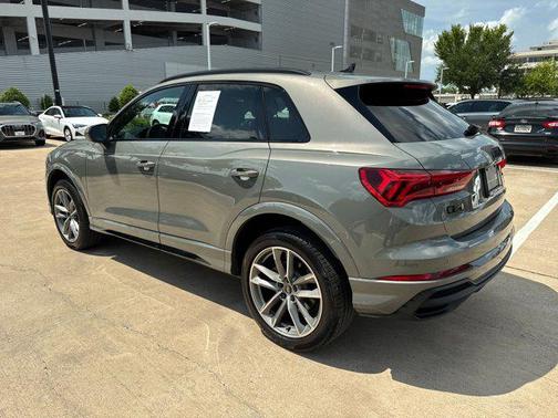 2024 Audi Q3 Premium 45 TFSI S line quattro Tiptronic