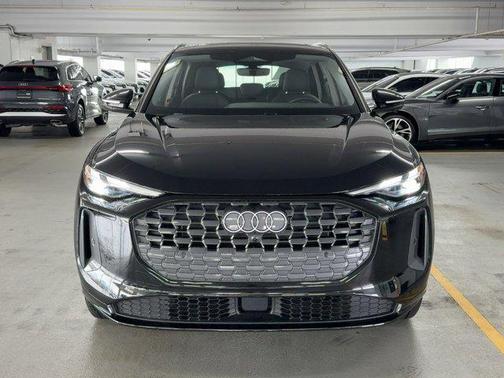 2025 Audi Q5 Premium TFSI quattro S tronic