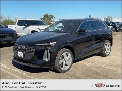 2025 Audi Q5 Premium Plus TFSI quattro S tronic